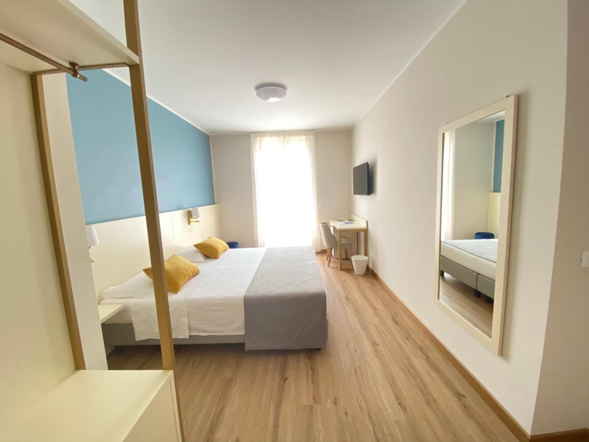 Rooms Ai Poggi Bardolino Bagian luar foto