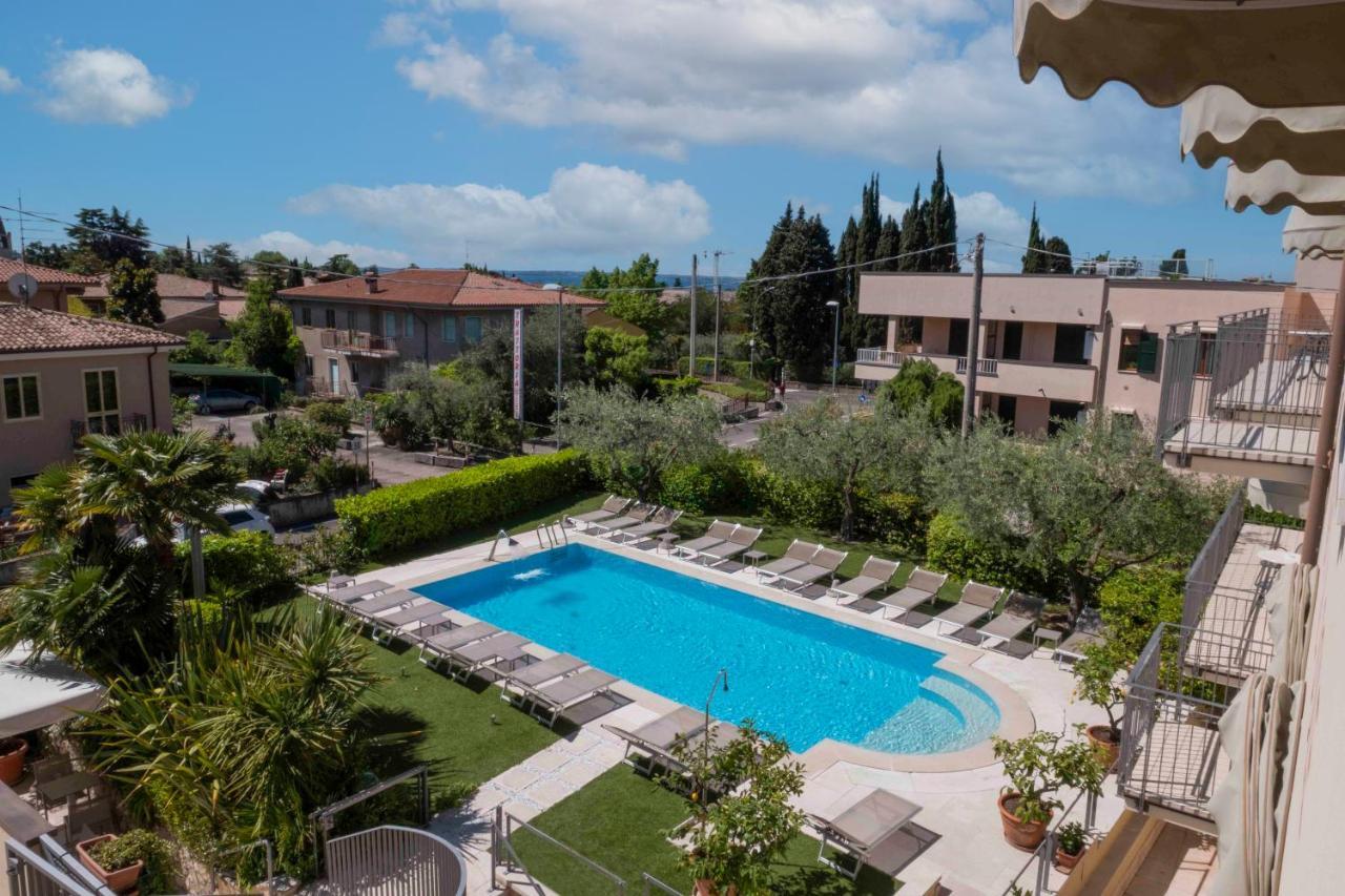 Rooms Ai Poggi Bardolino Bagian luar foto